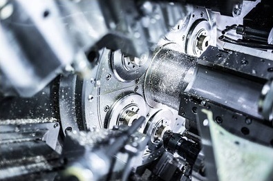 Machine spéciale automatisée avec axes électriques